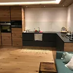 Luxus Living 9 Apartman