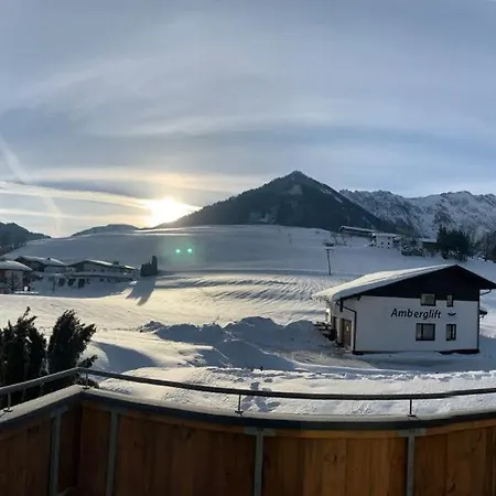 아파트 Luxus Living 9 *