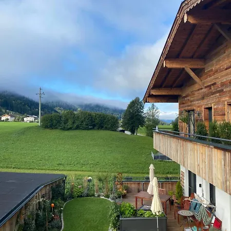 Luxus Living 9 Apartmán *